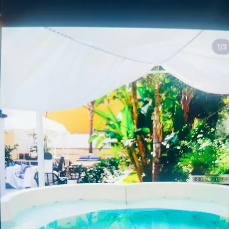 Sea Garden Bed & Breakfast *